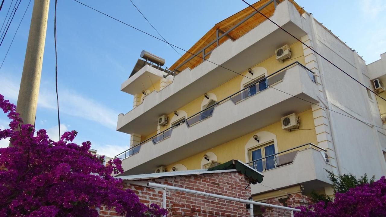 Hotel Arsenal Ksamil Eksteriør billede